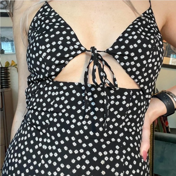 Summer Mini Dress - Picture 4 of 5